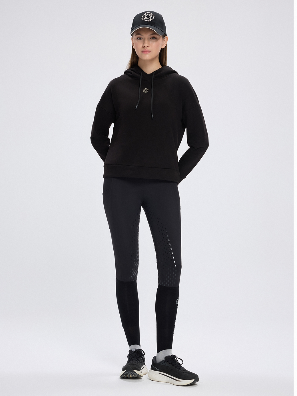 ODESA BLACK WOMEN'S HOODIE