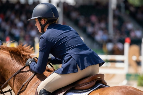 Equestrian Competition Jacket Selection: Perfect Fit and Dynamic Range of Motion